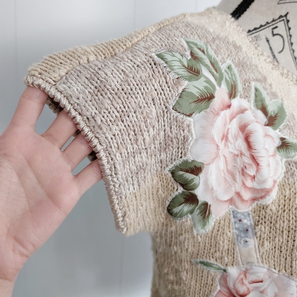 Vintage floral knitted top - Picture 5 of 11